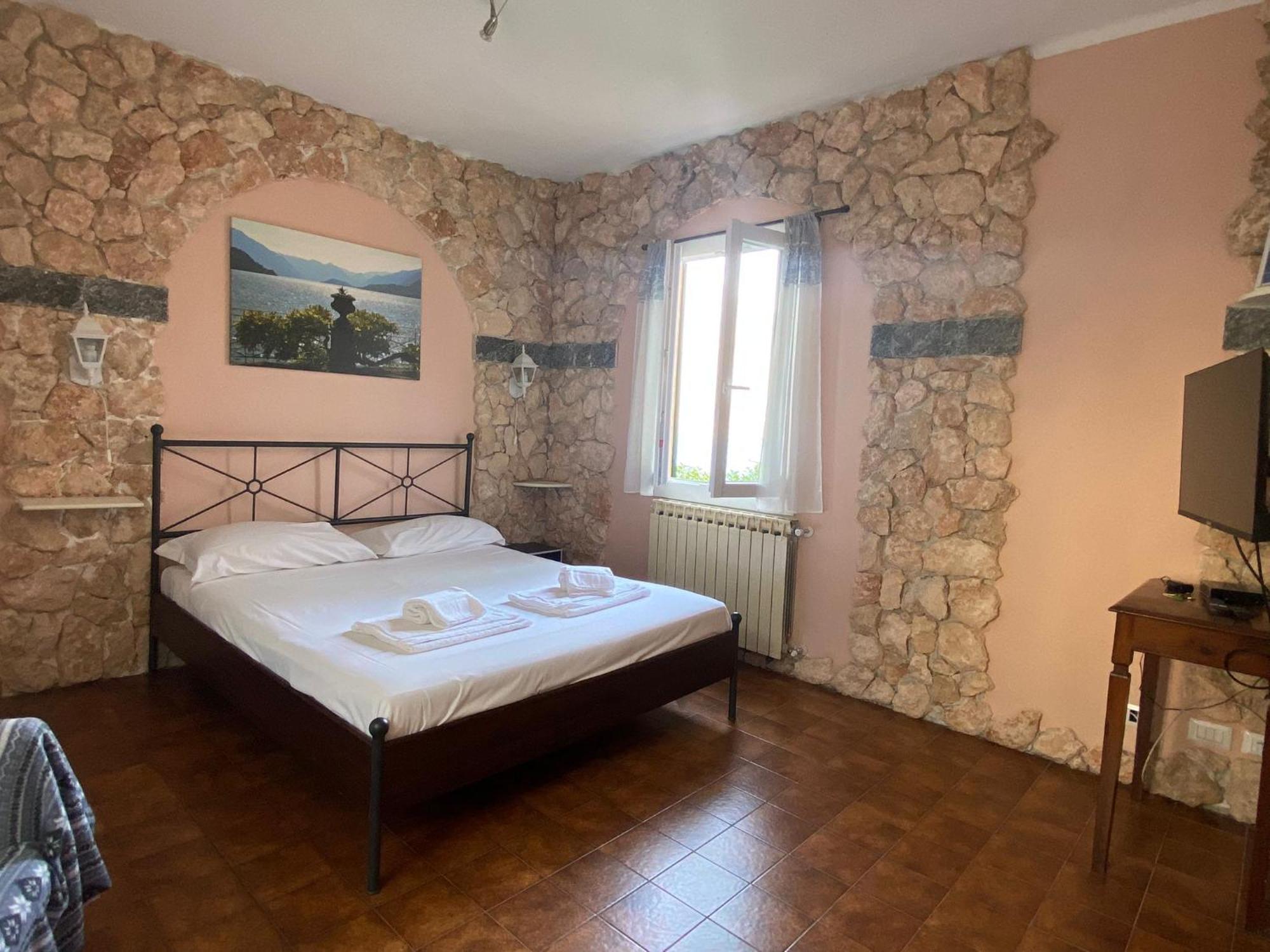 The Lovers - Independent Little House With Garden Villa Argegno Exterior photo